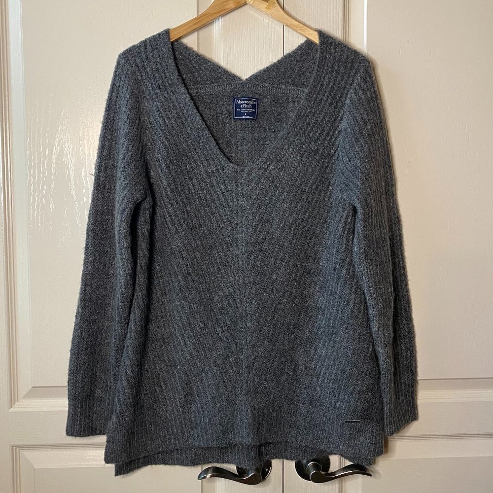 Abercrombie & Fitch Gray Women's Sweater Sz L